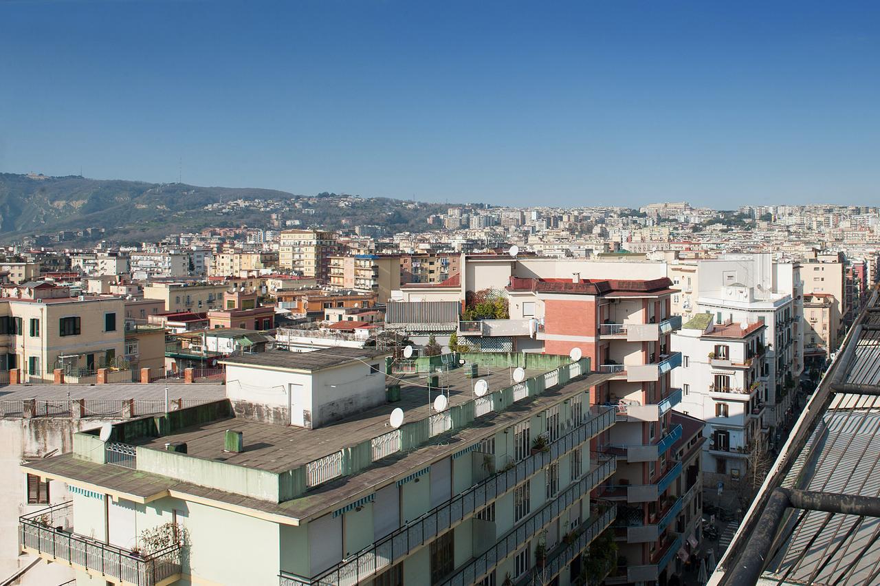 7Th Floor Suite Napoli Bagian luar foto